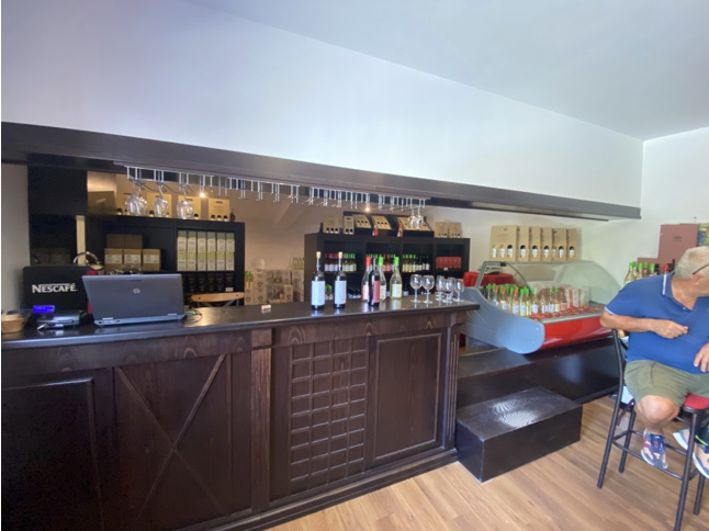 Tasting bar inside Rupel Winery